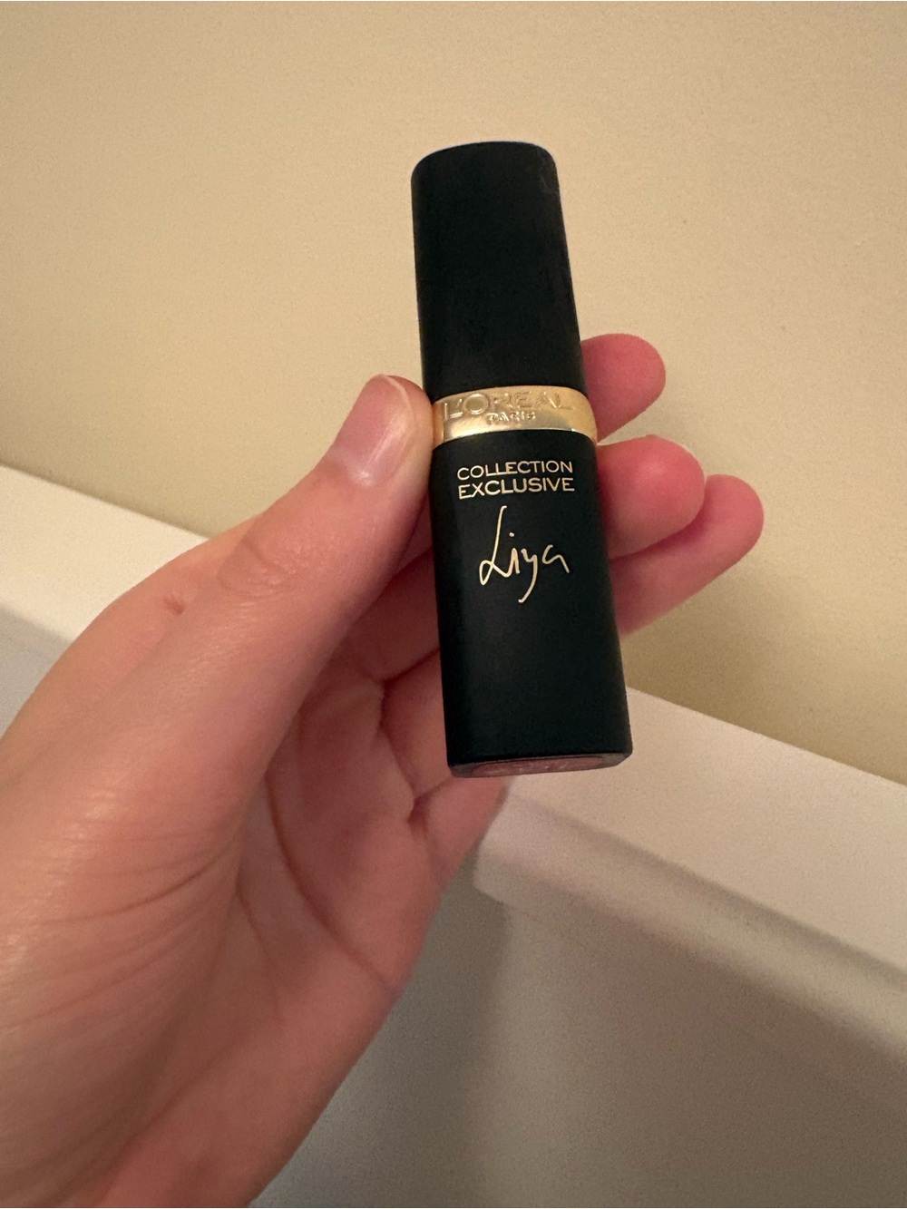 L'Oreal Liya Collection Exclusive Lipstick — Black & Gold